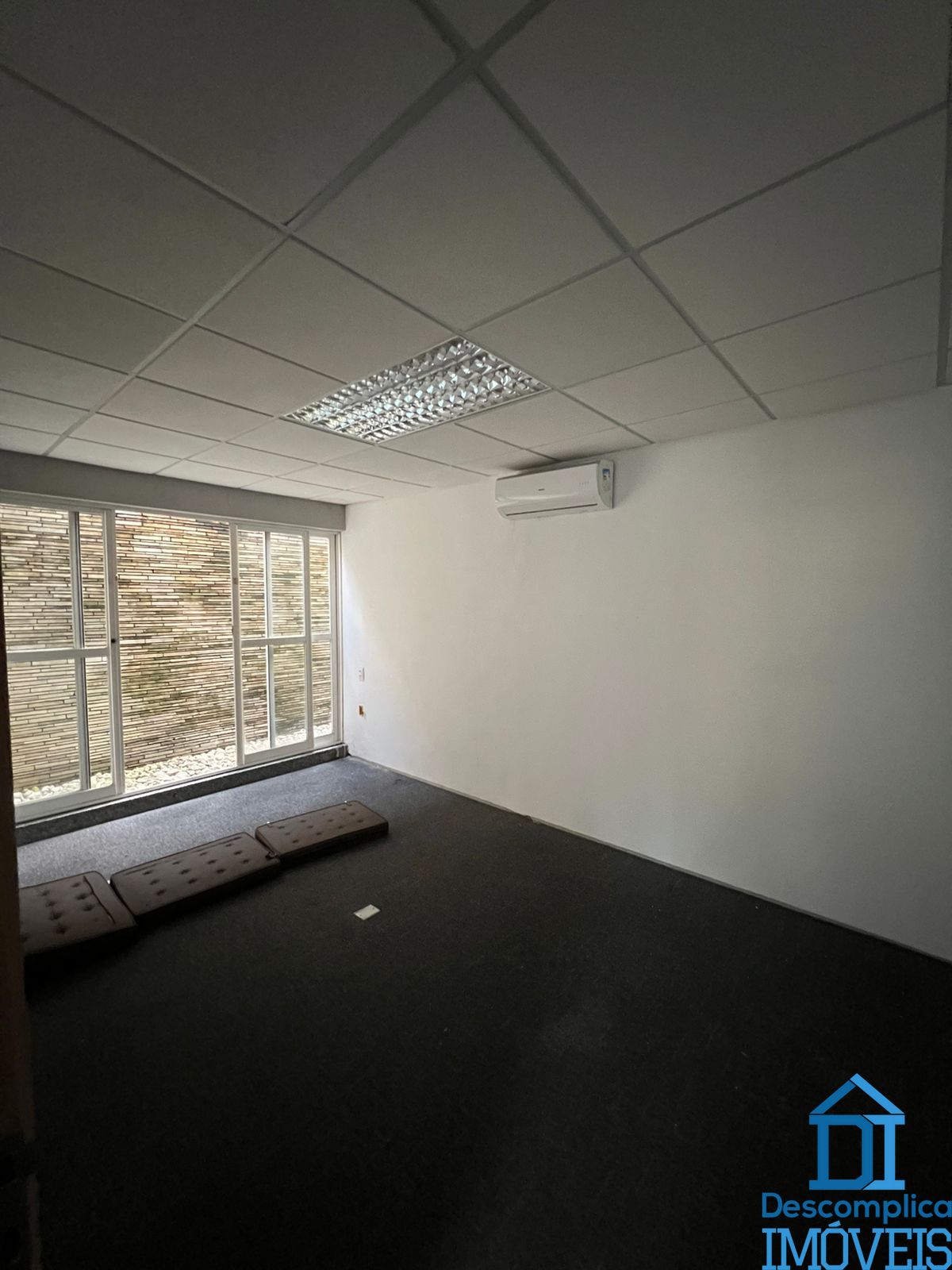 Conjunto Comercial-Sala para alugar com 3 quartos, 277m² - Foto 9