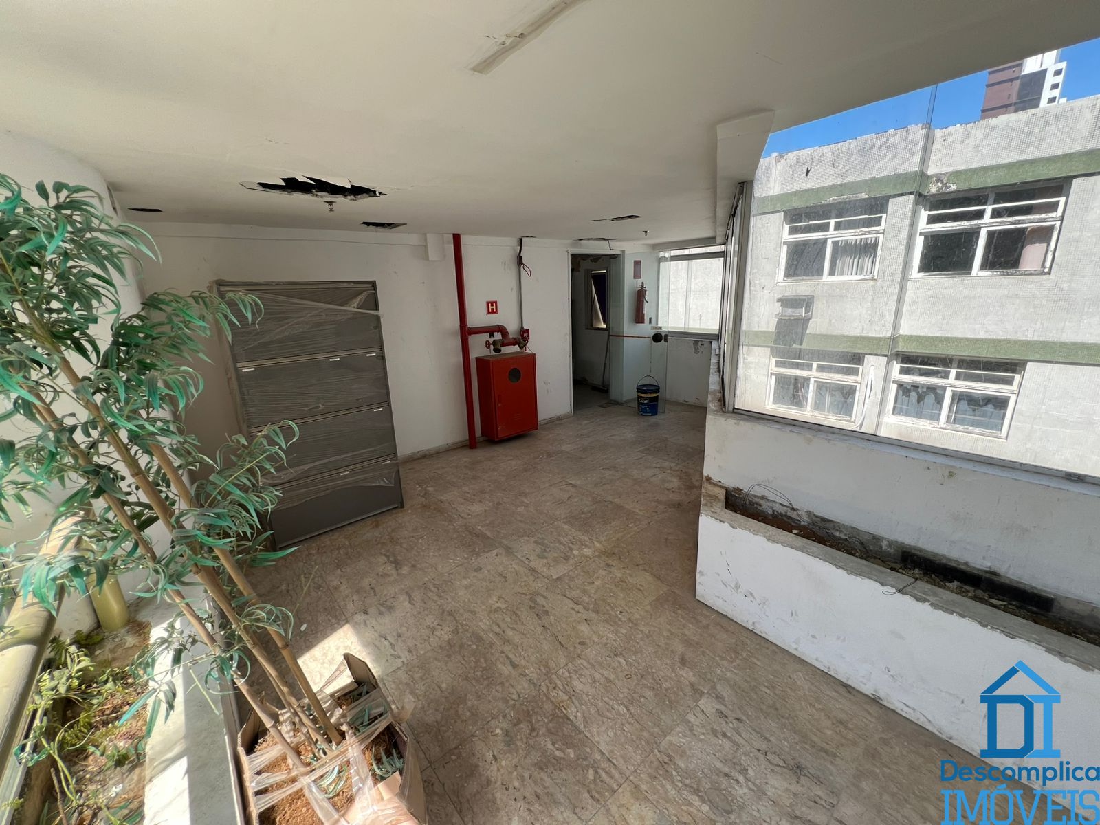 Conjunto Comercial-Sala para alugar com 1 quarto, 215m² - Foto 3
