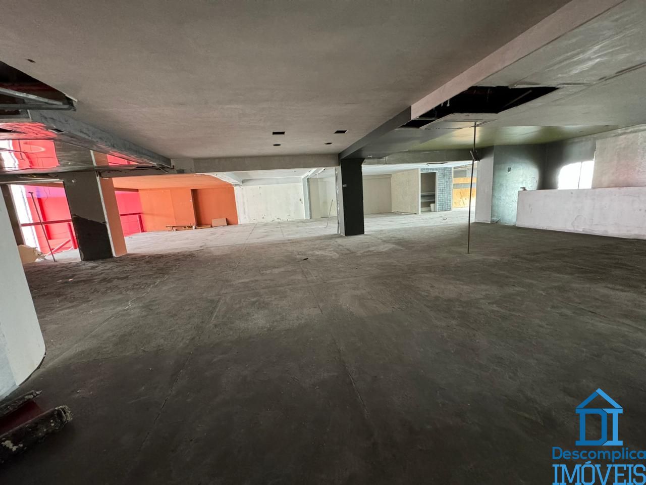 Loja-Salão para alugar com 5 quartos, 1800m² - Foto 7