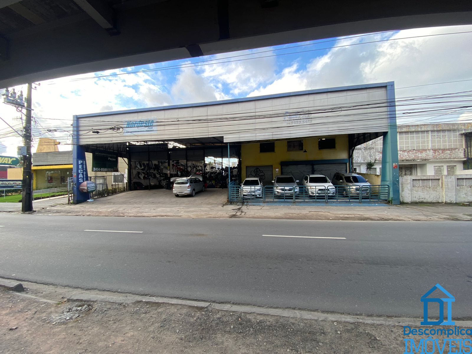 Depósito-Galpão-Armazém para alugar com 3 quartos, 1600m² - Foto 1