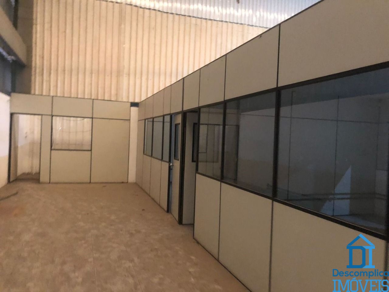 Depósito-Galpão-Armazém para alugar com 2 quartos, 1575m² - Foto 10