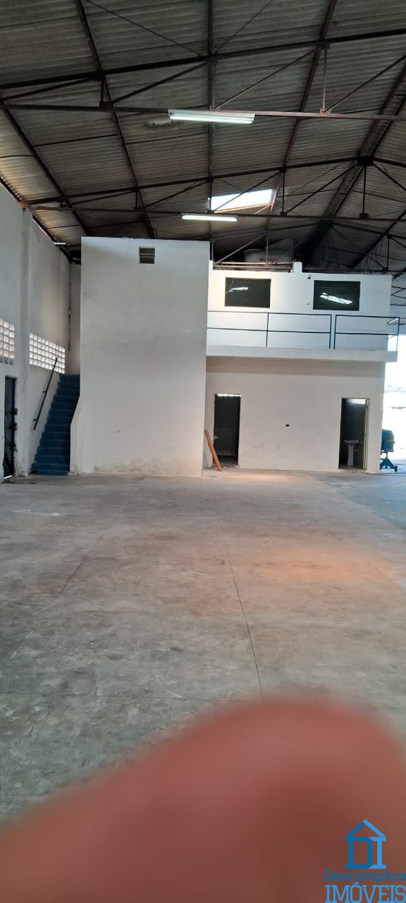 Depósito-Galpão-Armazém para alugar com 2 quartos, 700m² - Foto 9