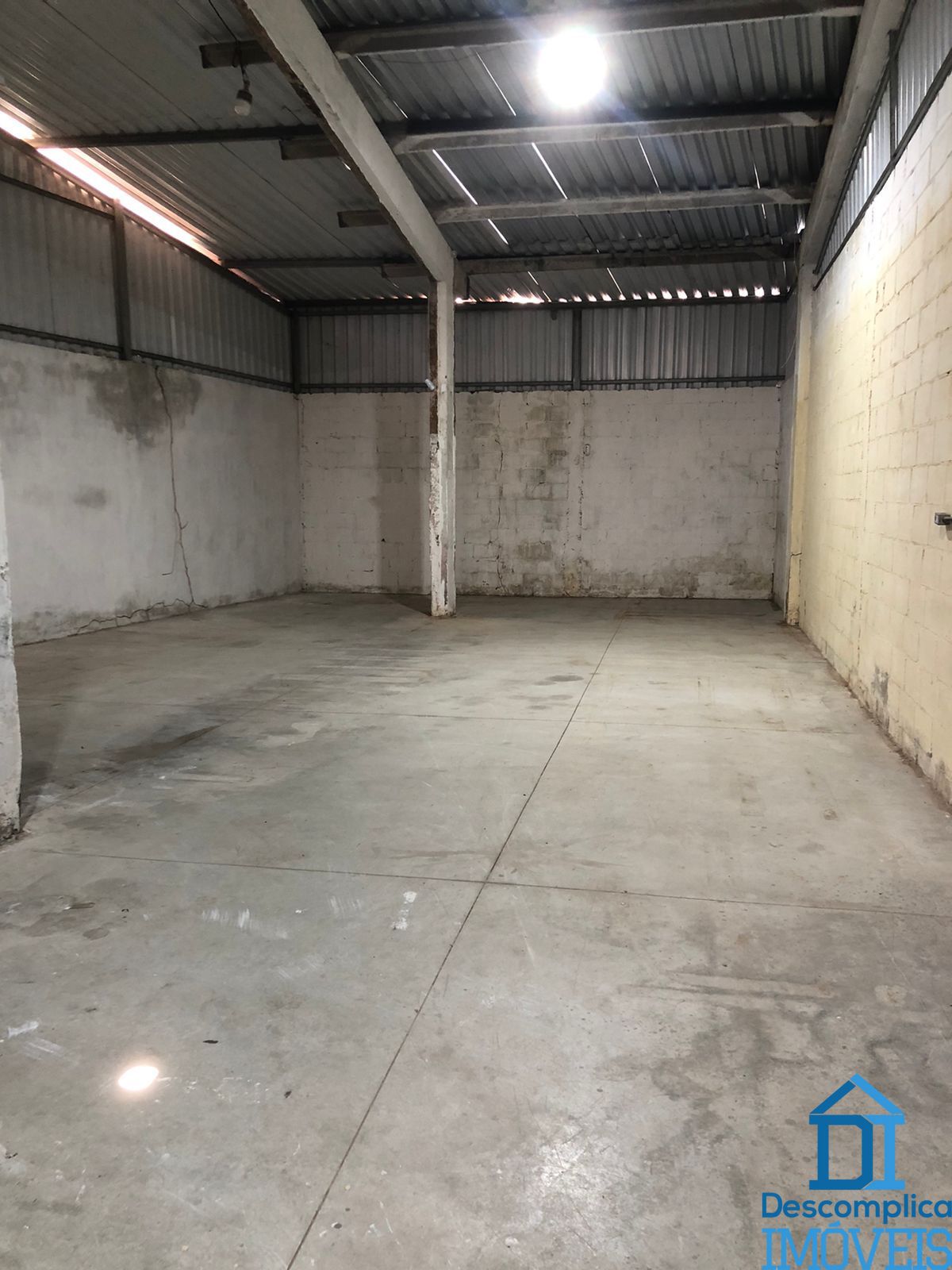 Depósito-Galpão, 170 m² - Foto 1