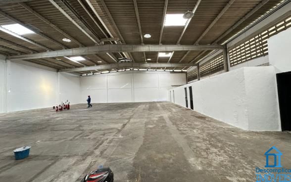 Depósito-Galpão, 493 m² - Foto 2