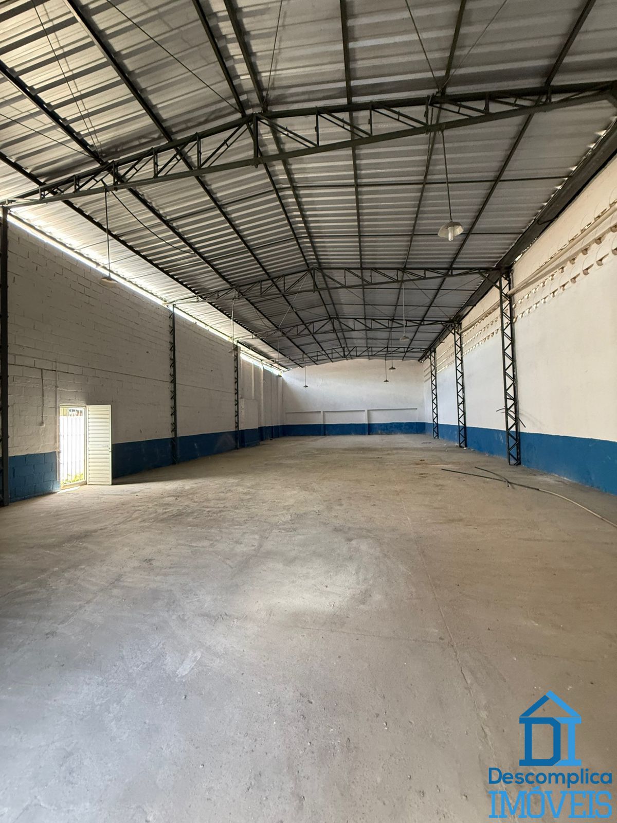 Depósito-Galpão, 360 m² - Foto 1
