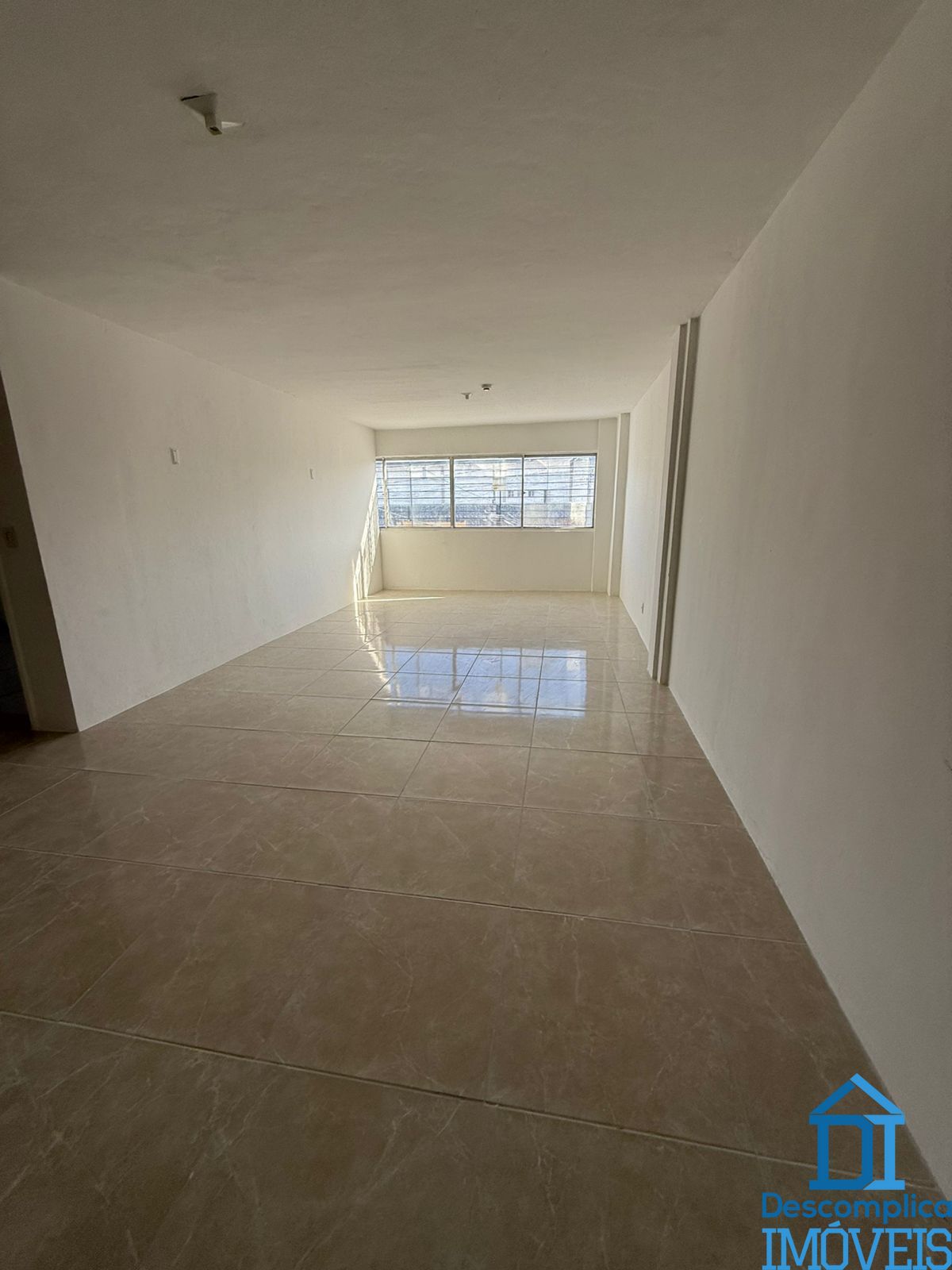 Depósito-Galpão-Armazém para alugar com 1 quarto, 500m² - Foto 6