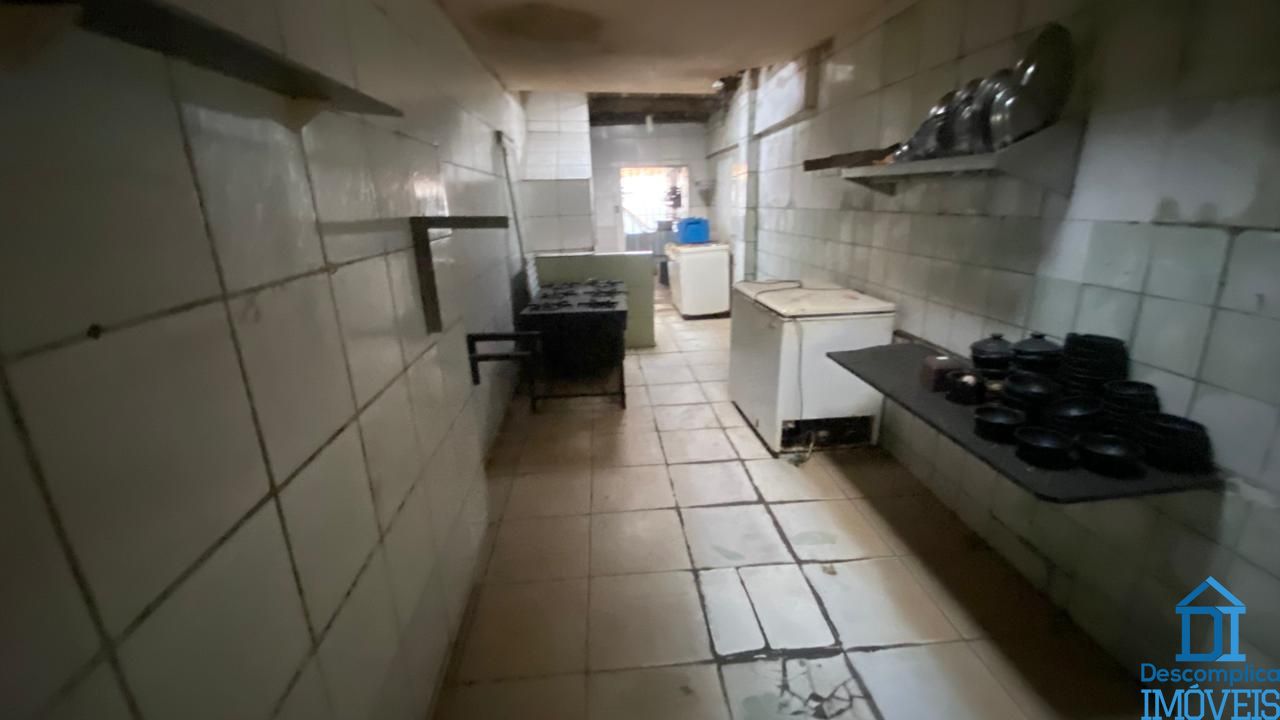 Loja-Salão para alugar com 5 quartos, 300m² - Foto 12