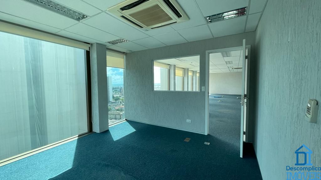 Conjunto Comercial-Sala para alugar com 7 quartos, 377m² - Foto 2