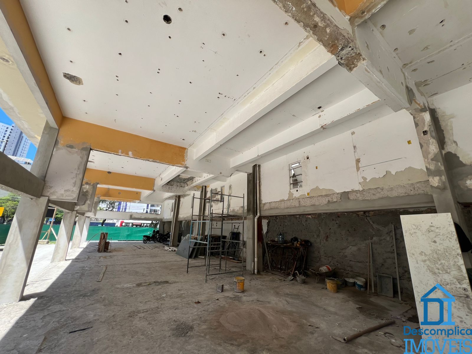 Loja-Salão para alugar com 1 quarto, 210m² - Foto 6