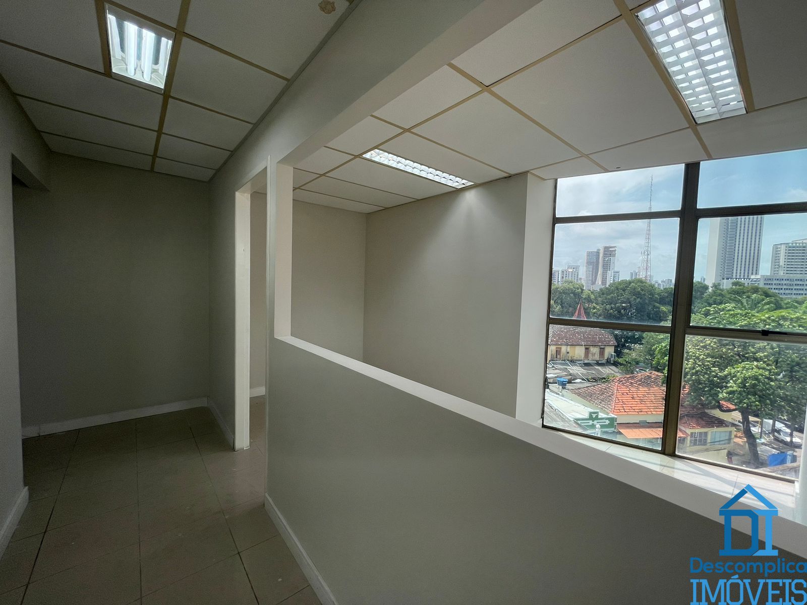 Conjunto Comercial-Sala para alugar com 6 quartos, 268m² - Foto 7