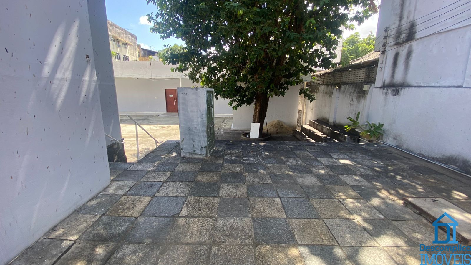 Loja-Salão para alugar com 5 quartos, 1428m² - Foto 10