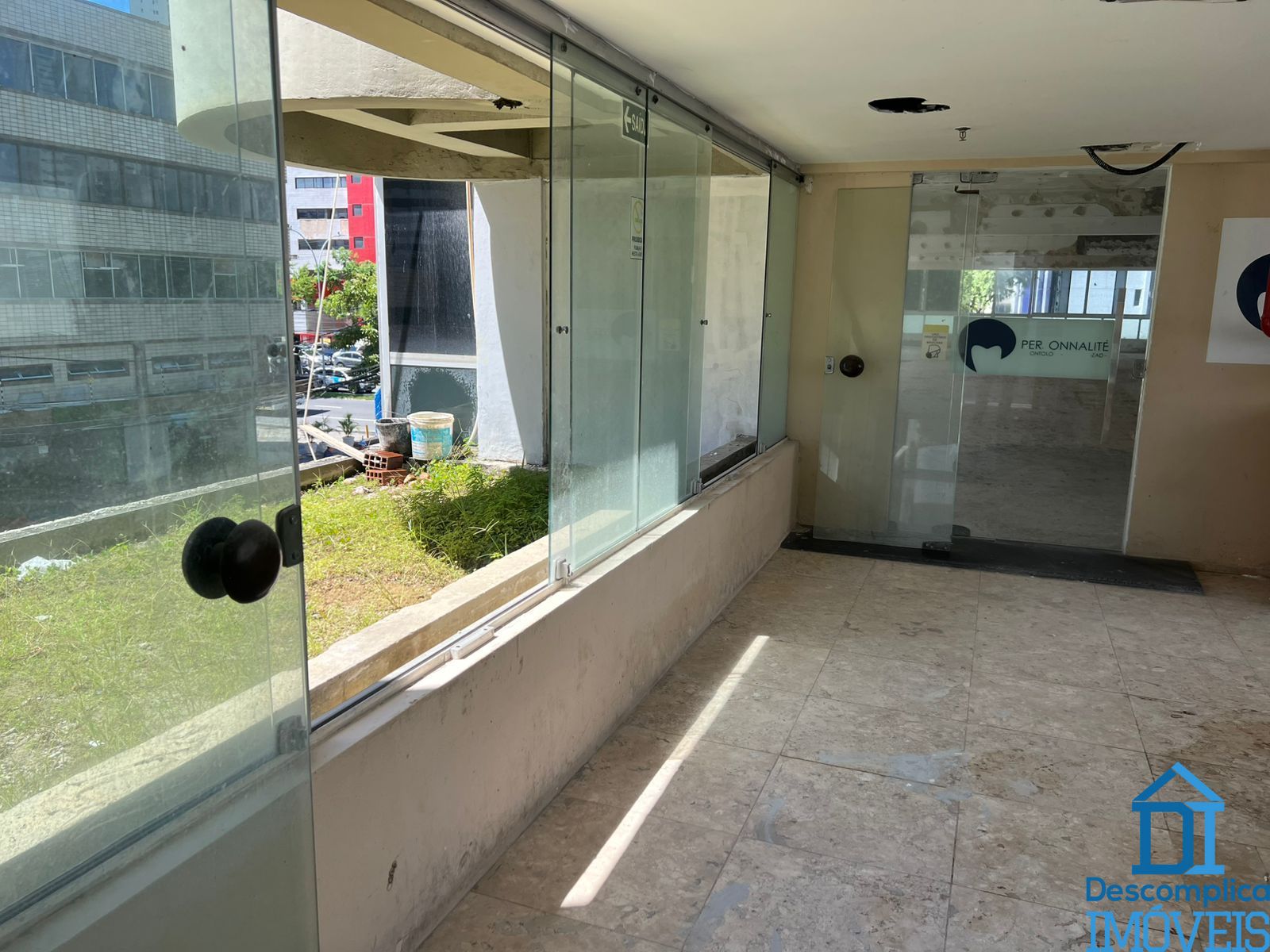 Conjunto Comercial-Sala para alugar com 1 quarto, 210m² - Foto 5