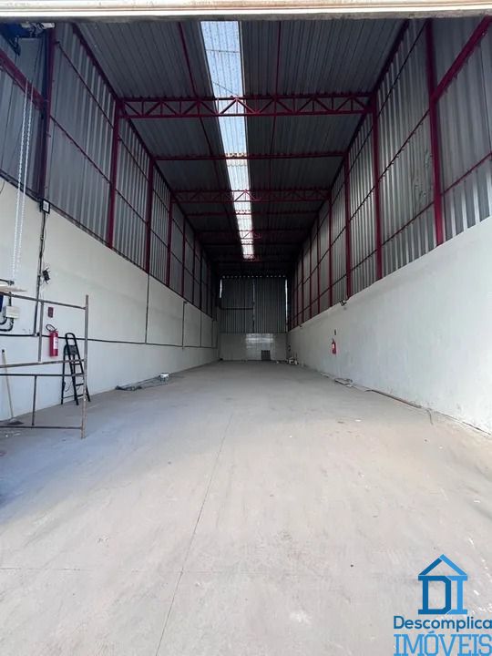 Depósito-Galpão-Armazém para alugar com 2 quartos, 260m² - Foto 11