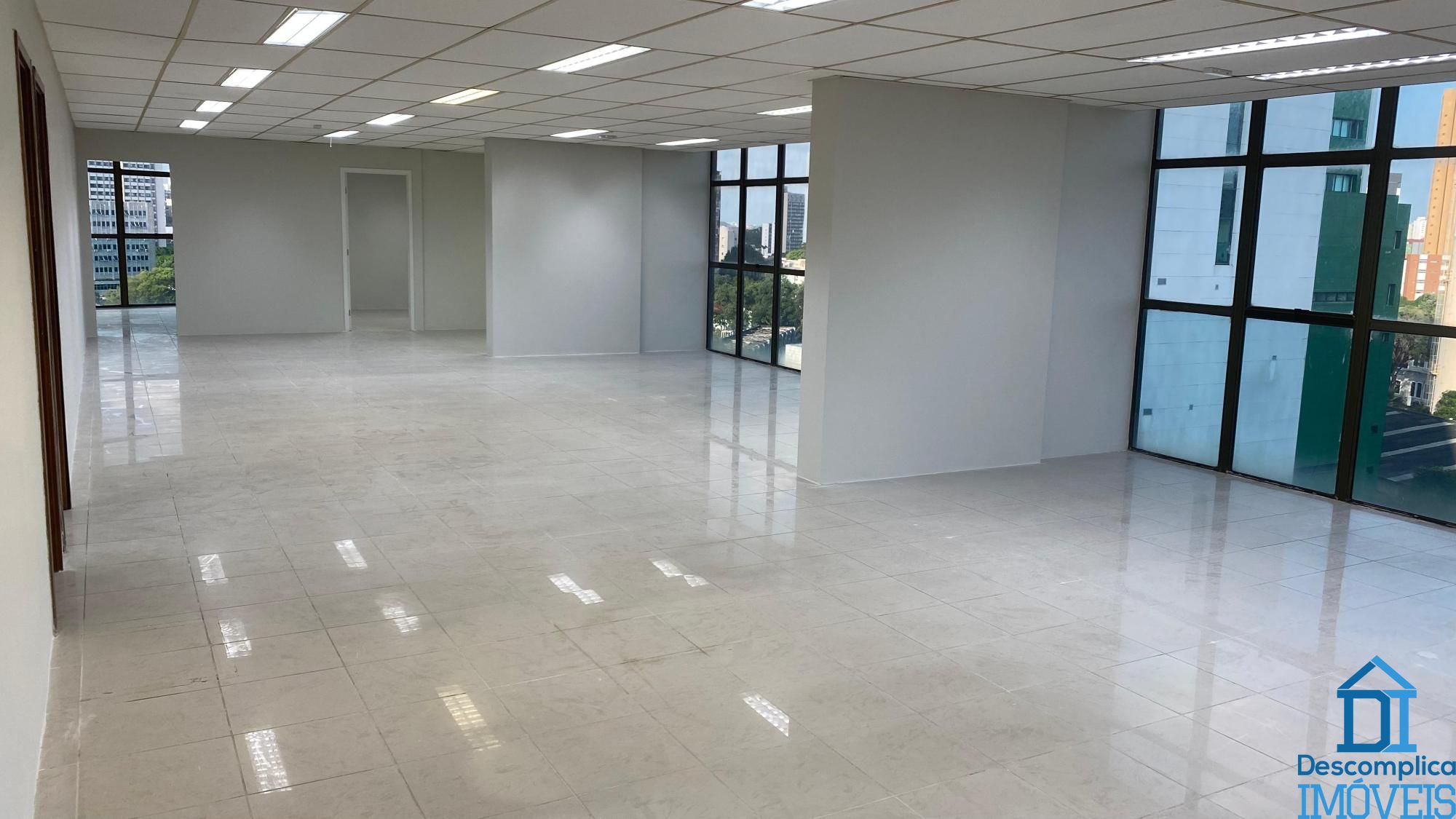 Conjunto Comercial-Sala para alugar com 10 quartos, 220m² - Foto 1