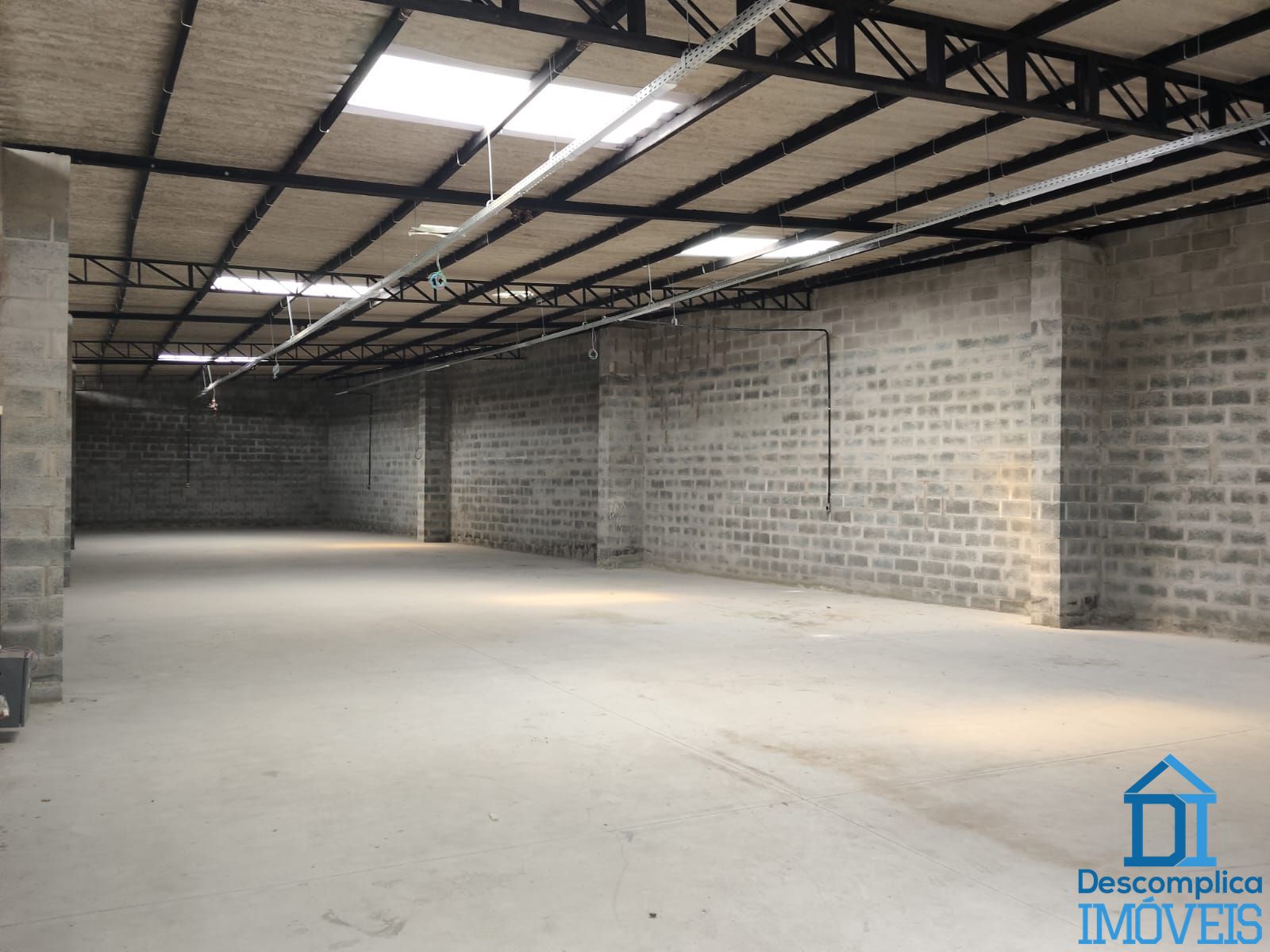 Depósito-Galpão, 340 m² - Foto 1