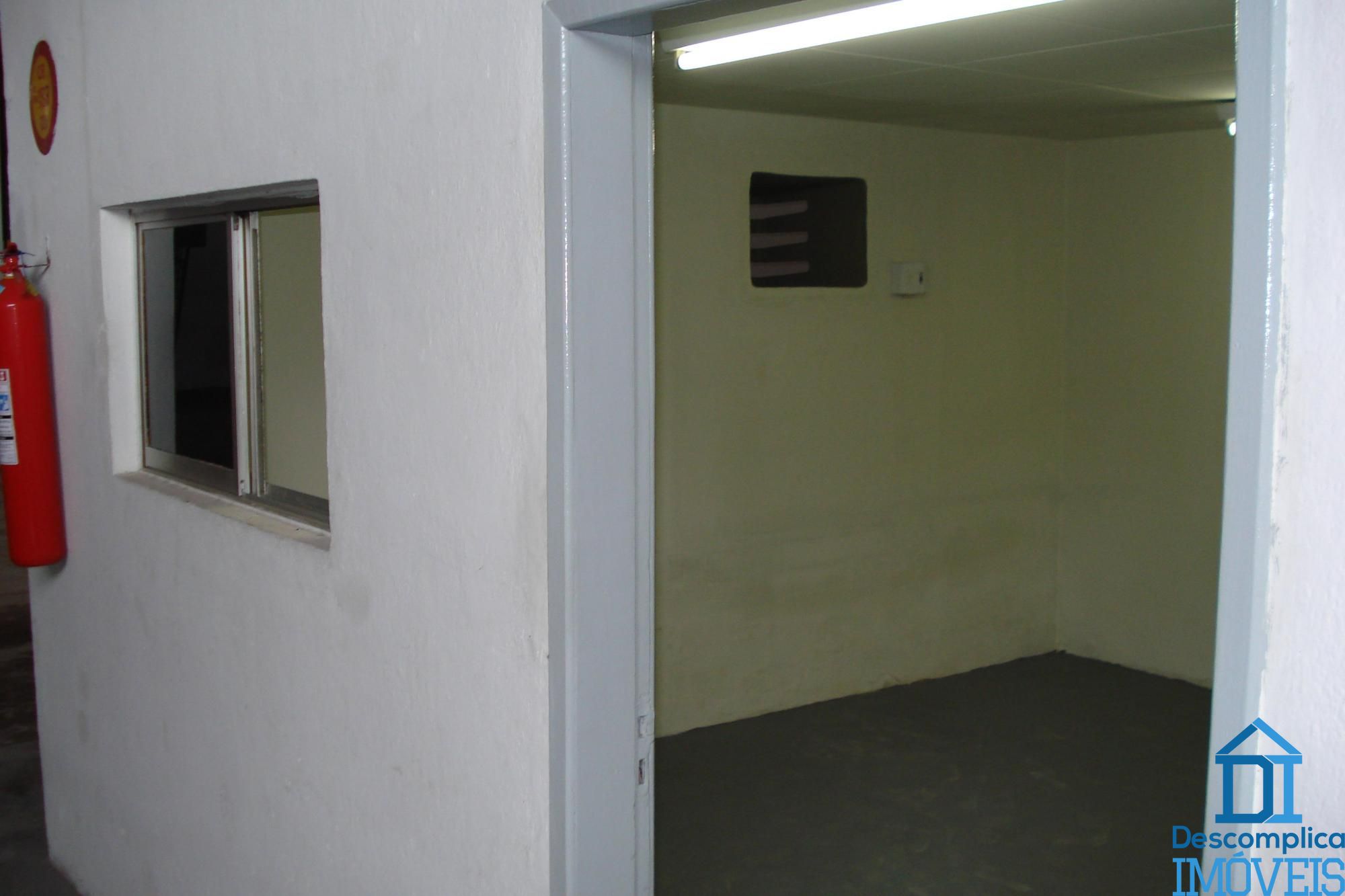 Depósito-Galpão-Armazém para alugar com 2 quartos, 480m² - Foto 13