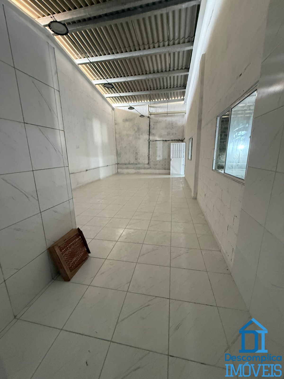 Depósito-Galpão, 330 m² - Foto 14