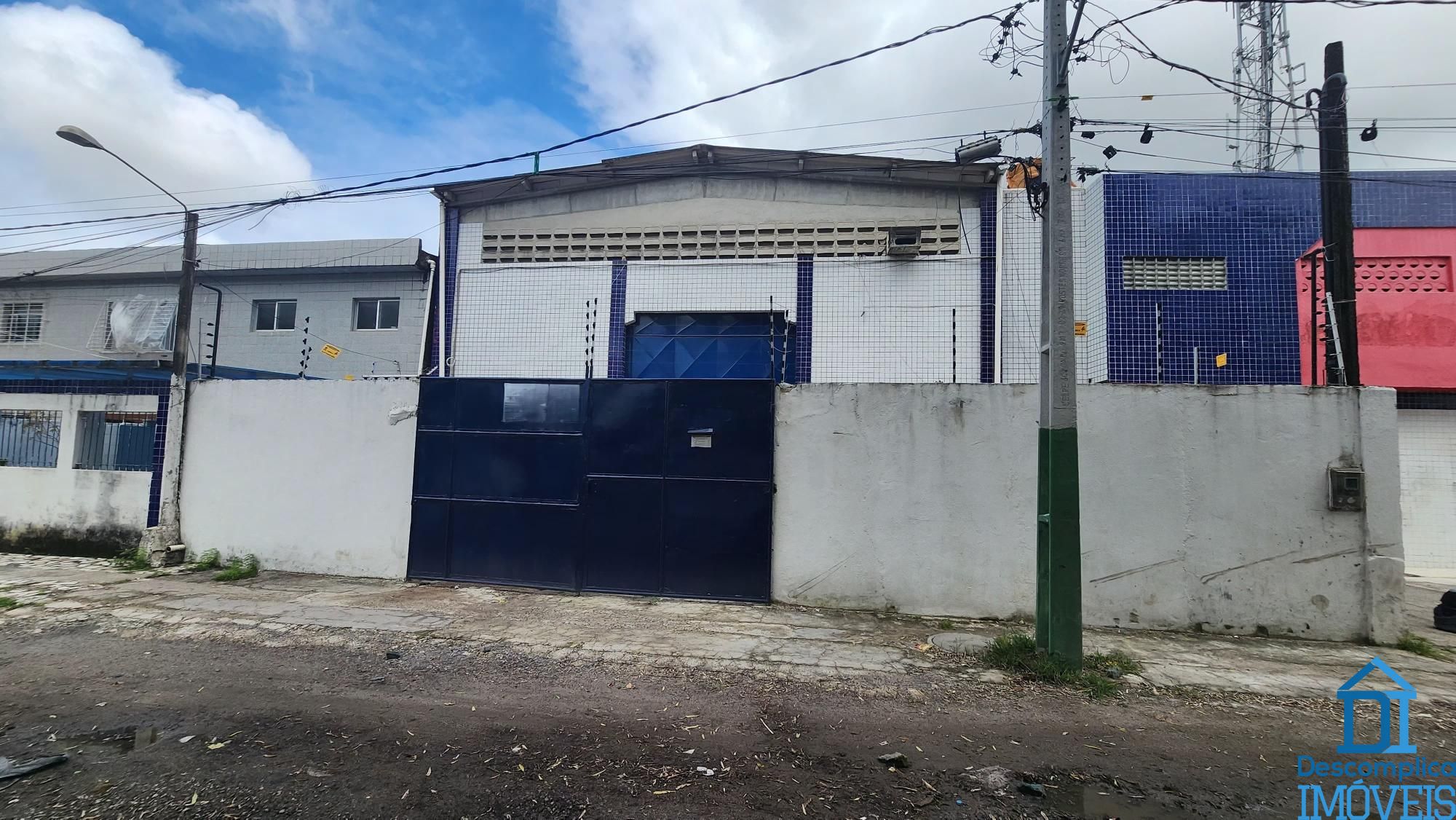 Depósito-Galpão-Armazém para alugar com 4 quartos, 385m² - Foto 7