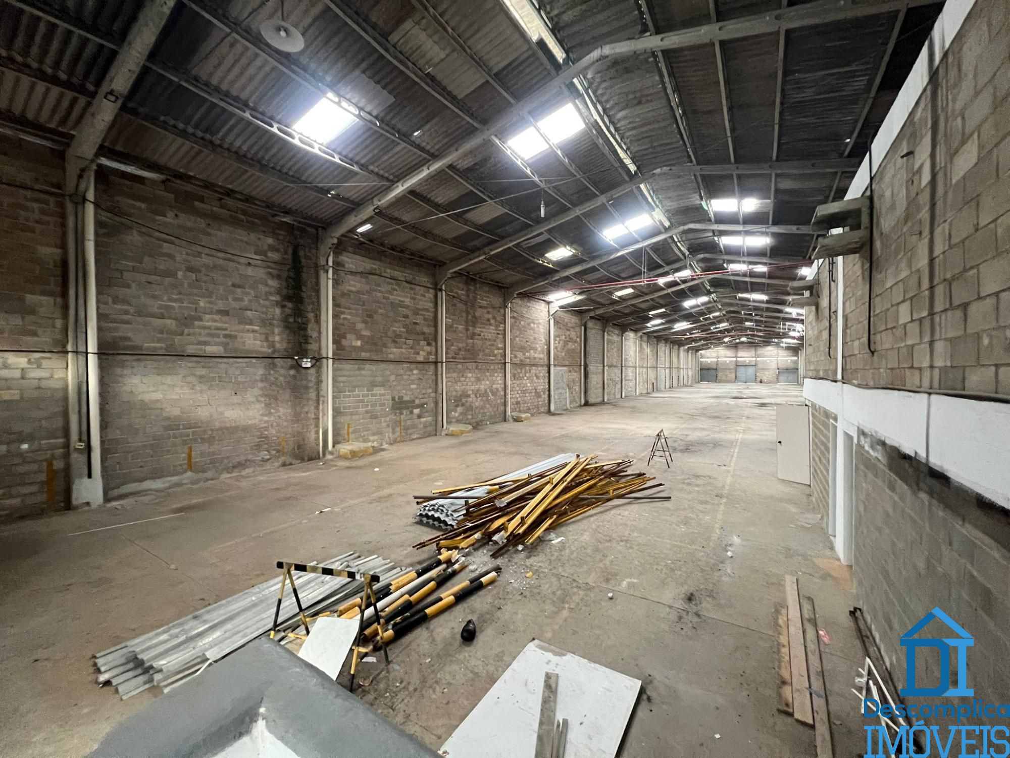 Depósito-Galpão, 2396 m² - Foto 2