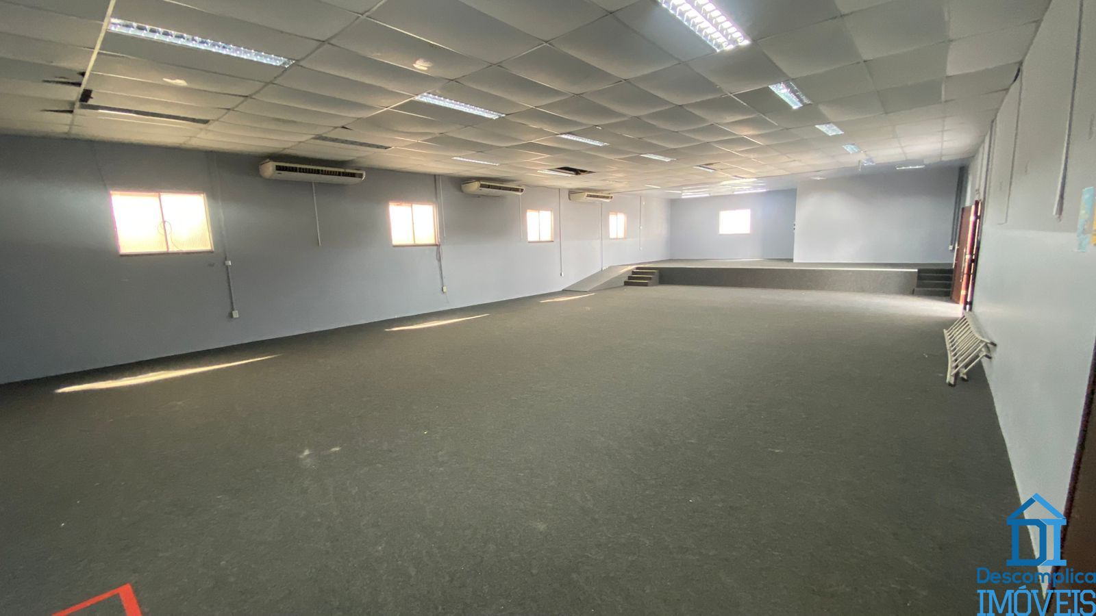 Loja-Salão para alugar com 5 quartos, 1428m² - Foto 30