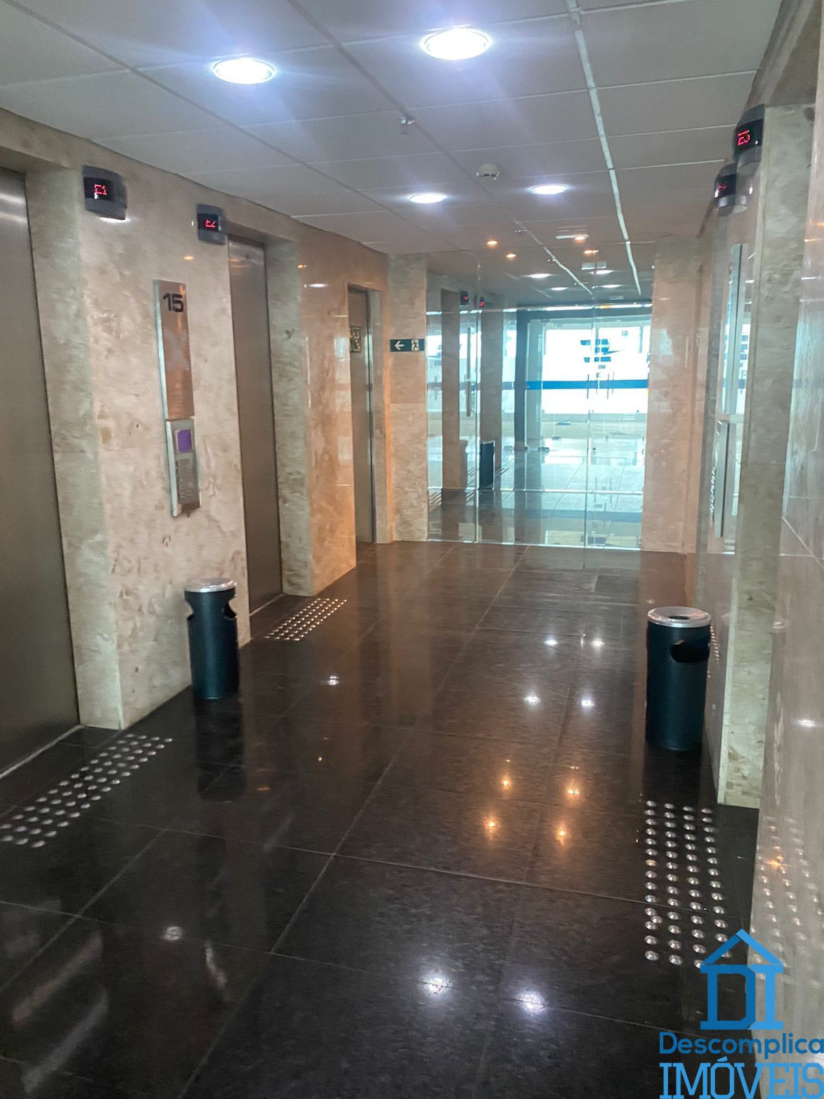 Conjunto Comercial-Sala para alugar com 9 quartos, 588m² - Foto 6