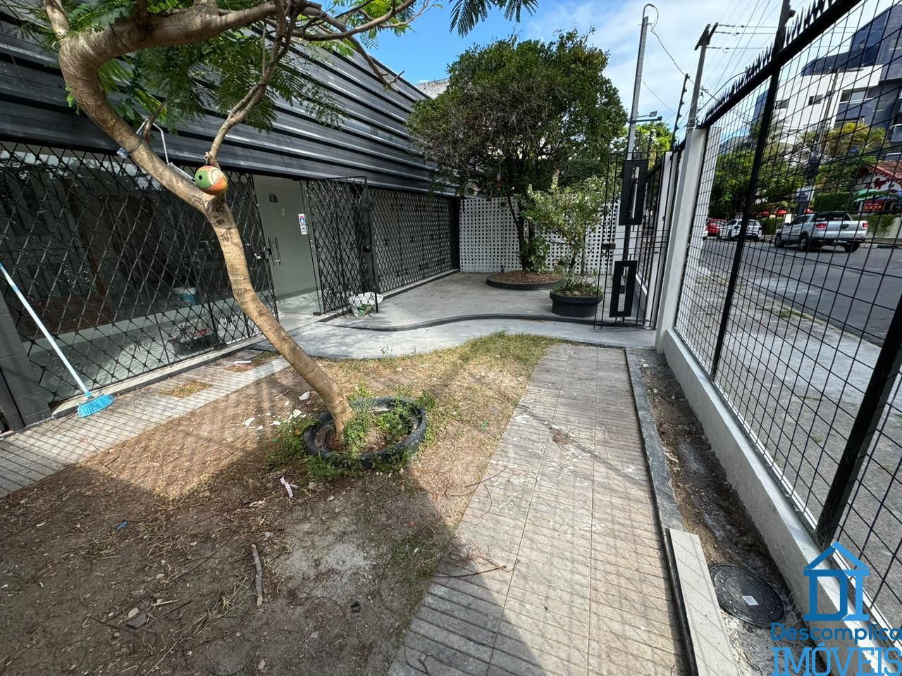 Loja-Salão para alugar com 3 quartos, 220m² - Foto 2