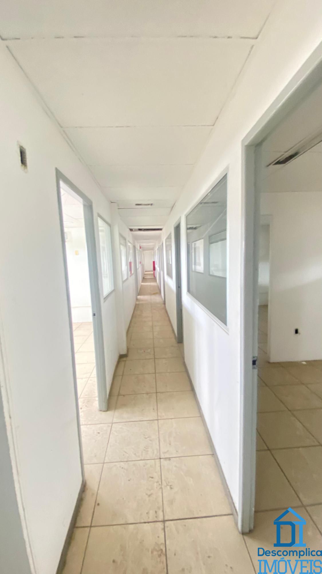 Depósito-Galpão-Armazém à venda e aluguel com 10 quartos, 2490m² - Foto 18