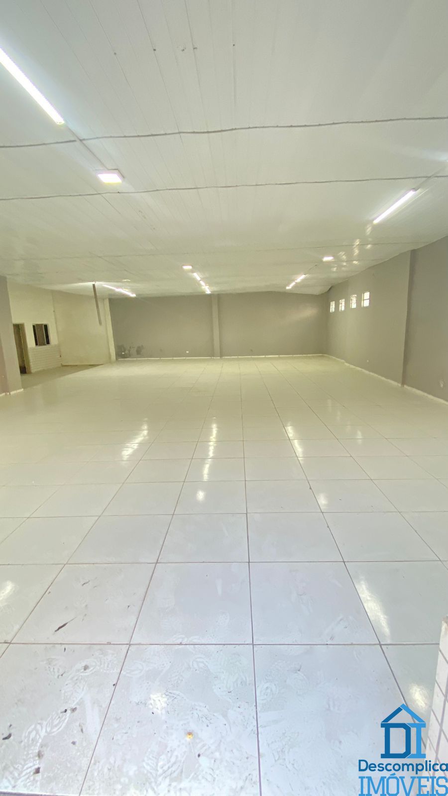 Loja-Salão para alugar com 7 quartos, 300m² - Foto 10