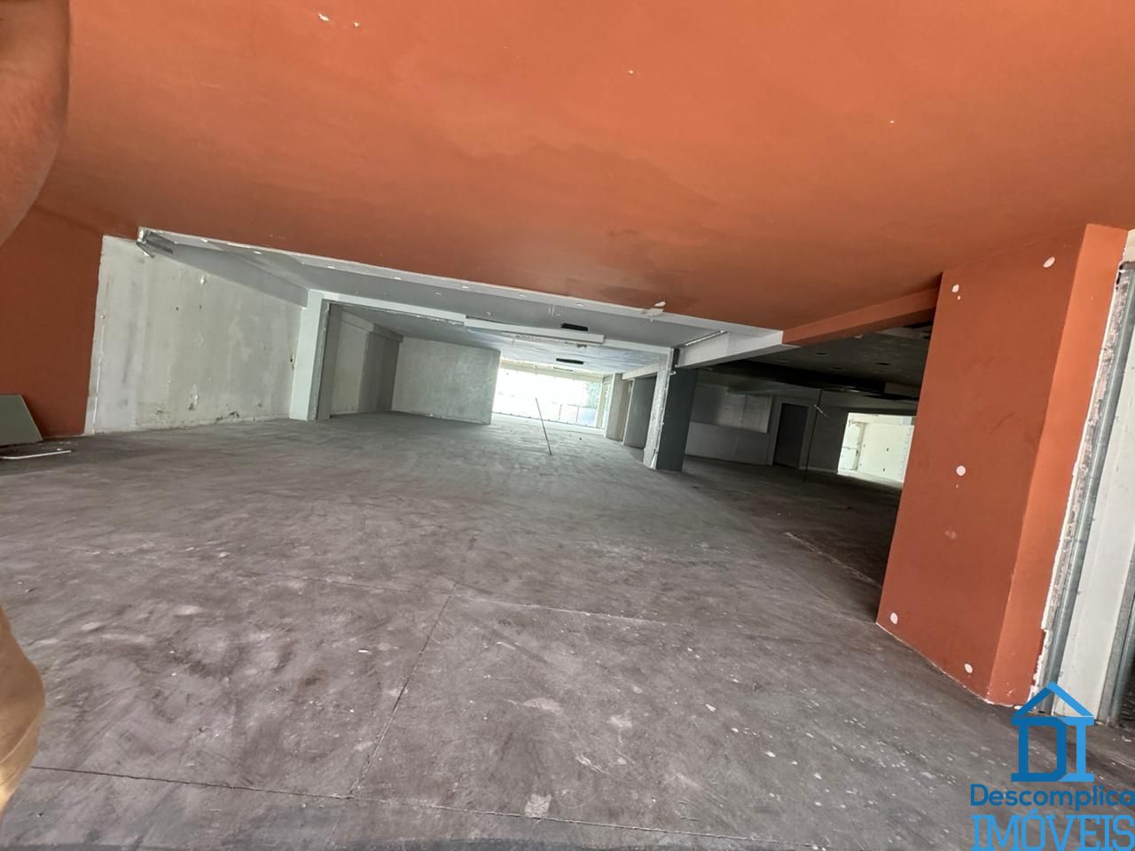 Loja-Salão para alugar com 5 quartos, 1800m² - Foto 5