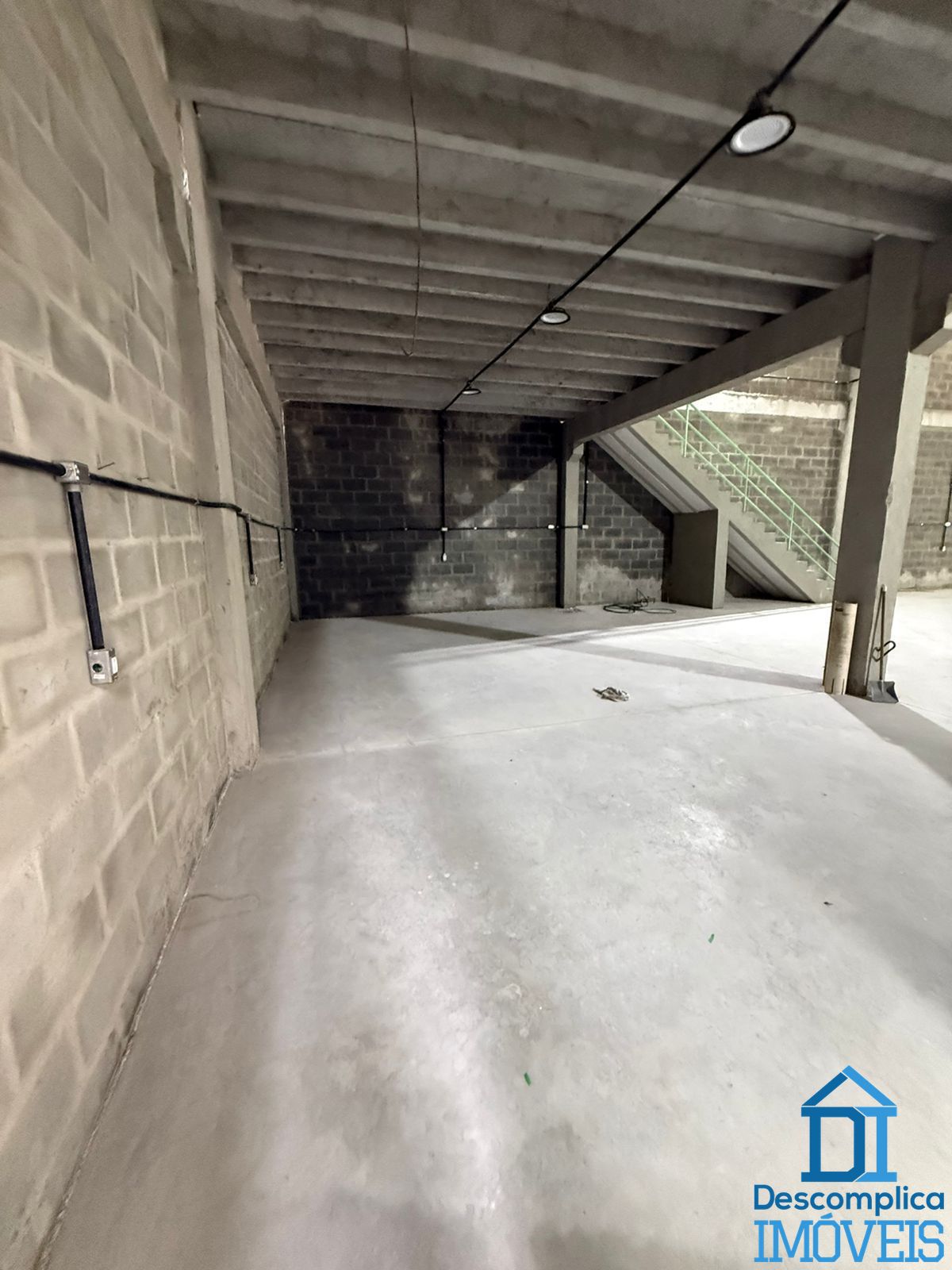 Depósito-Galpão, 330 m² - Foto 13