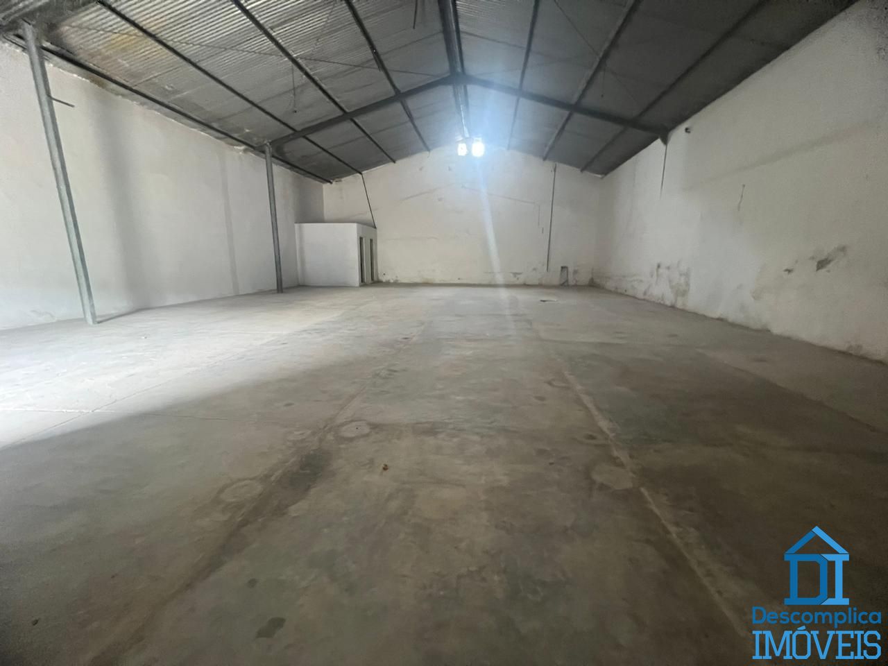 Depósito-Galpão, 230 m² - Foto 1