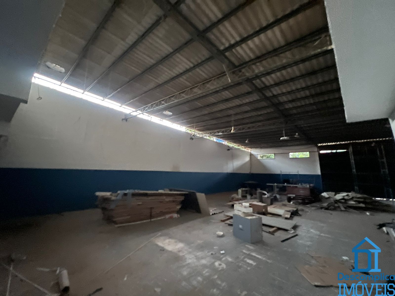Depósito-Galpão-Armazém para alugar com 1 quarto, 250m² - Foto 3