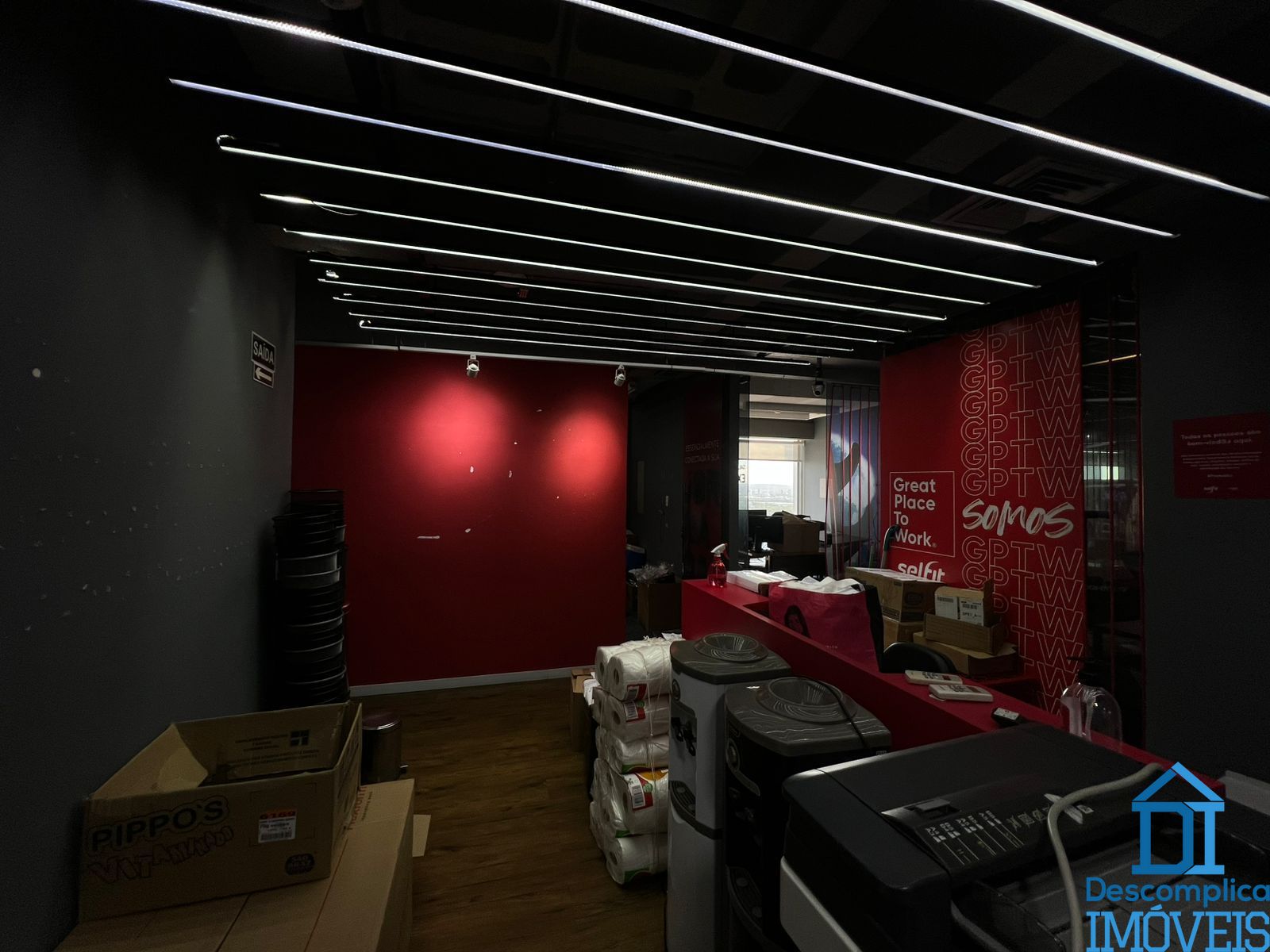 Conjunto Comercial-Sala para alugar com 8 quartos, 370m² - Foto 6