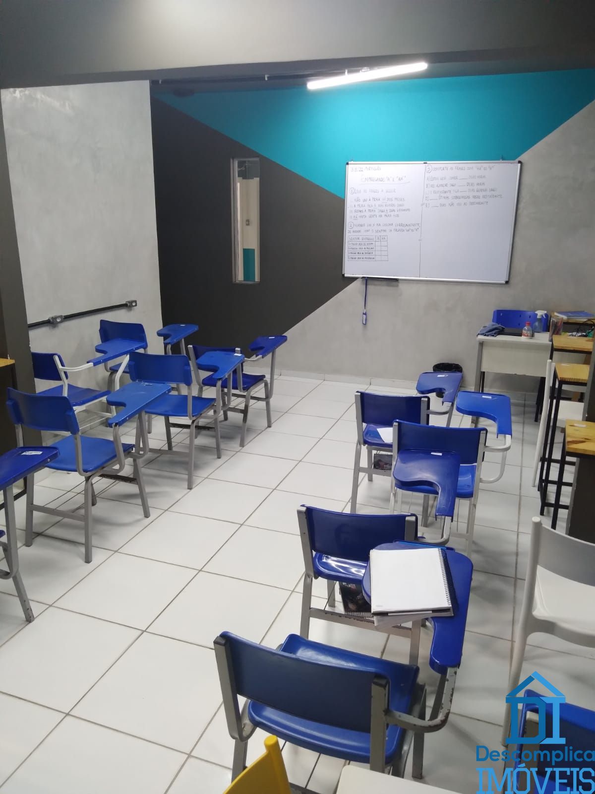 Loja-Salão para alugar com 8 quartos, 300m² - Foto 9