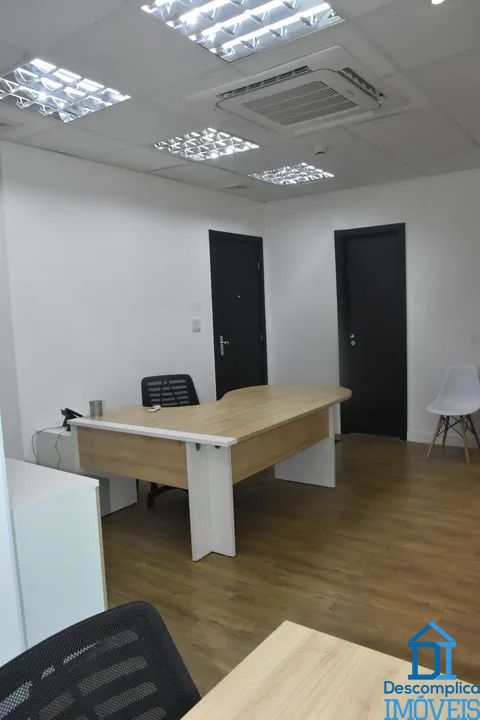 Conjunto Comercial-Sala para alugar com 4 quartos, 80m² - Foto 11