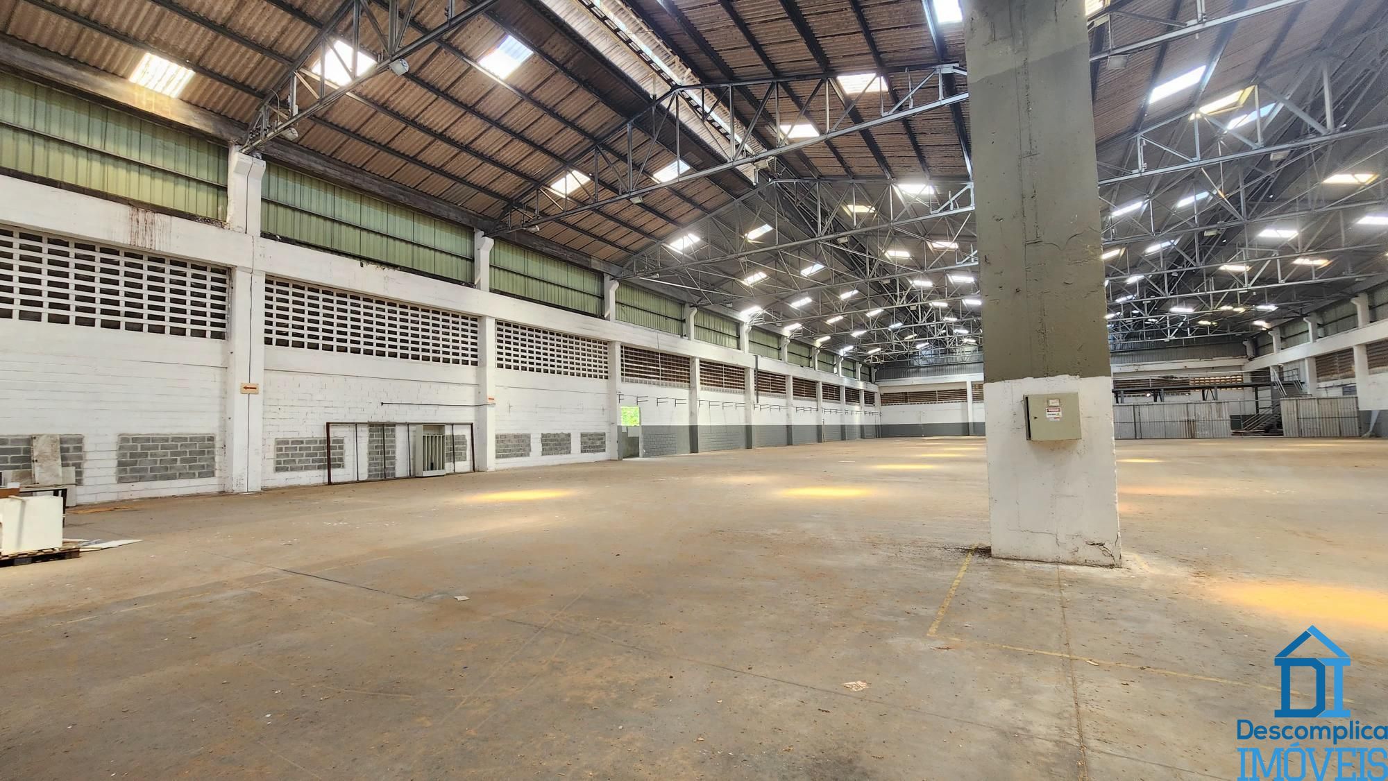 Depósito-Galpão-Armazém para alugar com 2 quartos, 9000m² - Foto 4