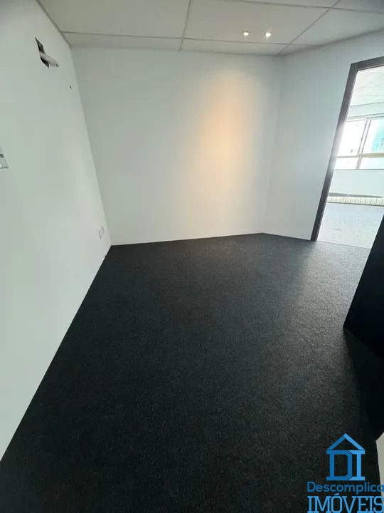 Conjunto Comercial-Sala à venda com 1 quarto, 1m² - Foto 15