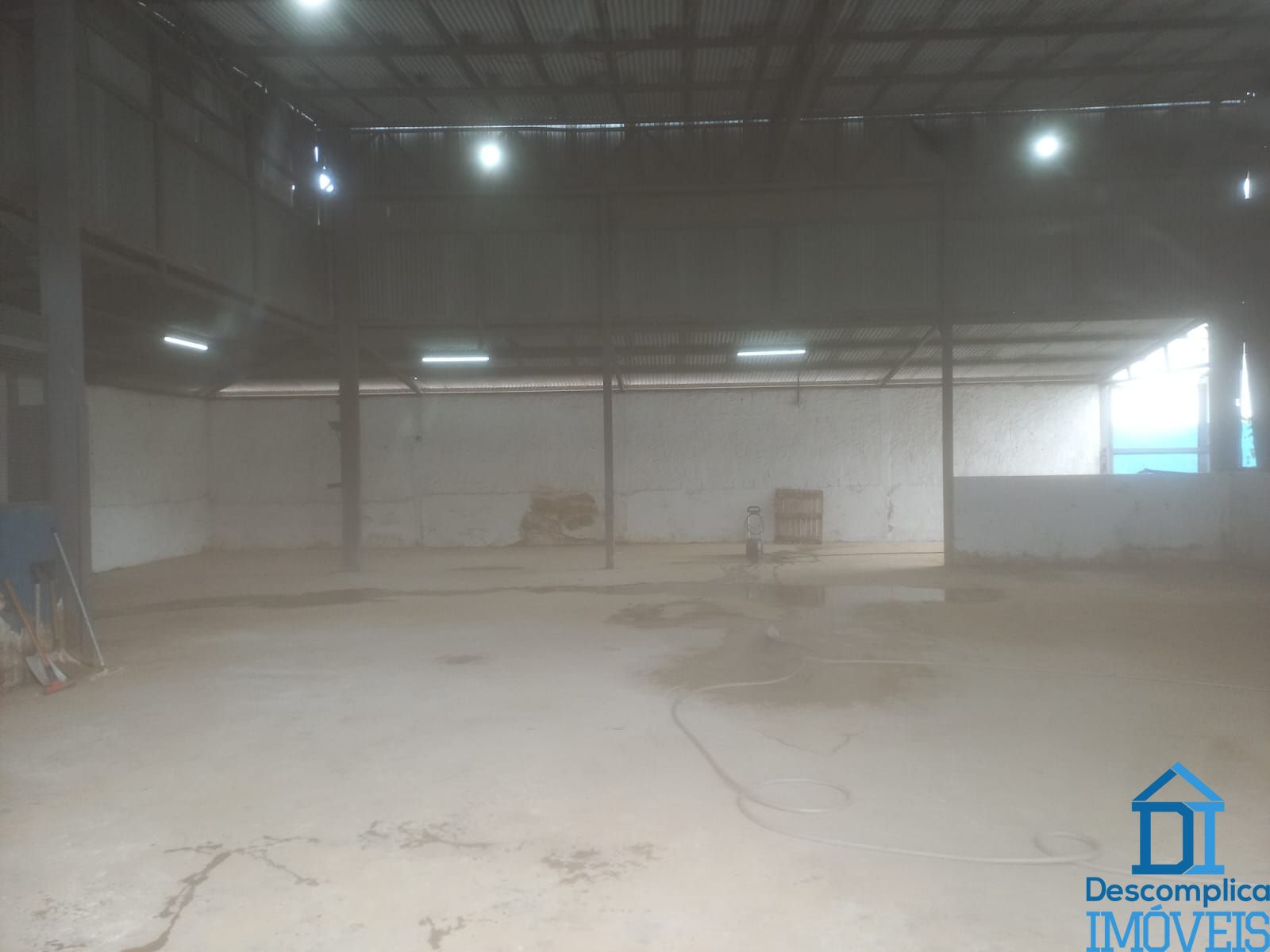 Depósito-Galpão, 370 m² - Foto 1
