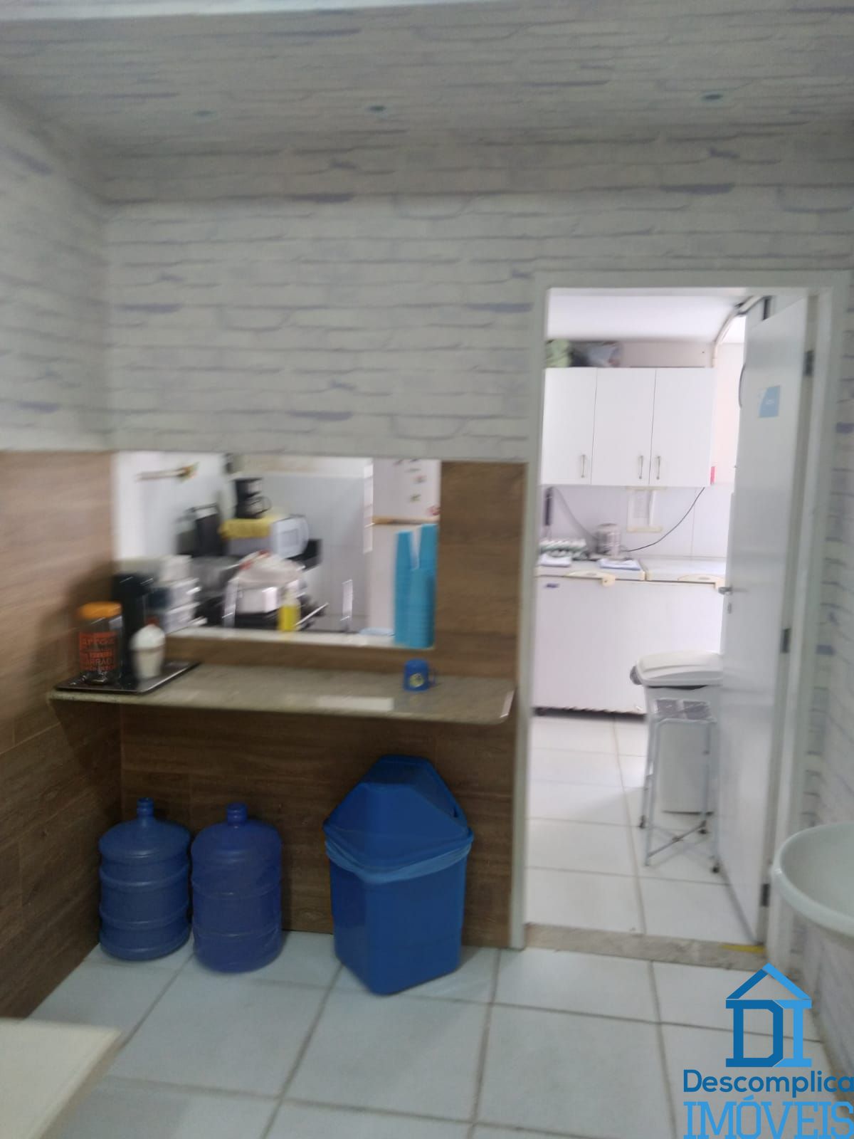 Loja-Salão para alugar com 8 quartos, 300m² - Foto 8