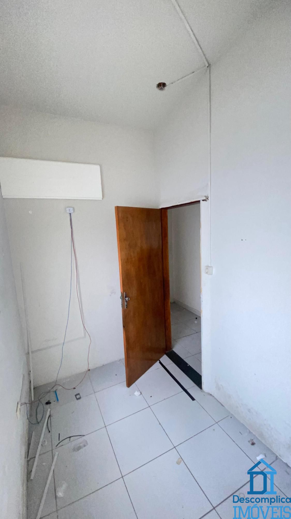 Loja-Salão para alugar com 5 quartos, 300m² - Foto 9