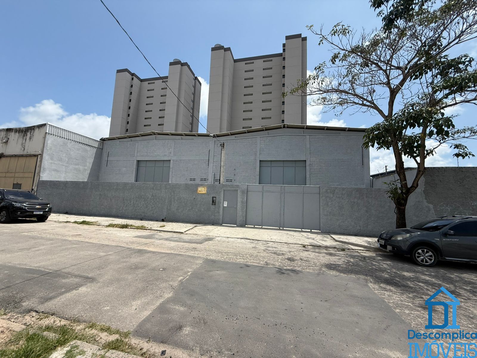 Depósito-Galpão-Armazém para alugar, 760m² - Foto 1