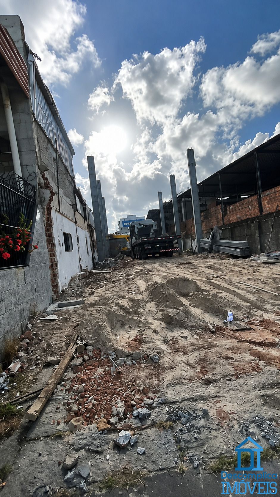Depósito-Galpão, 279 m² - Foto 1