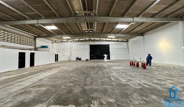 Depósito-Galpão, 493 m² - Foto 1