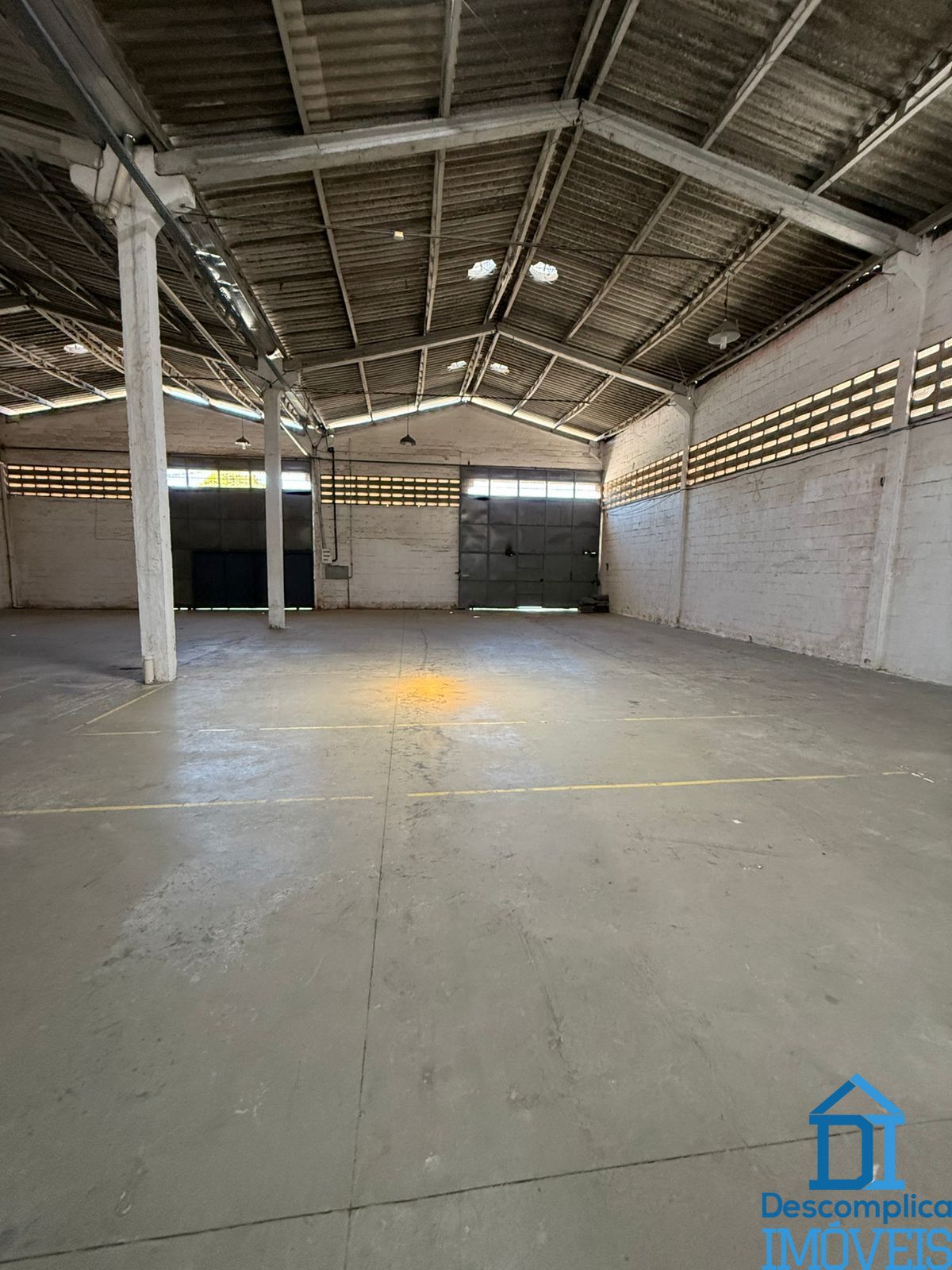 Depósito-Galpão-Armazém para alugar com 3 quartos, 600m² - Foto 5