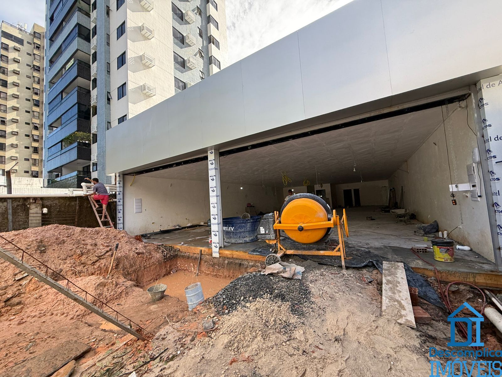 Loja-Salão para alugar com 4 quartos, 270m² - Foto 1