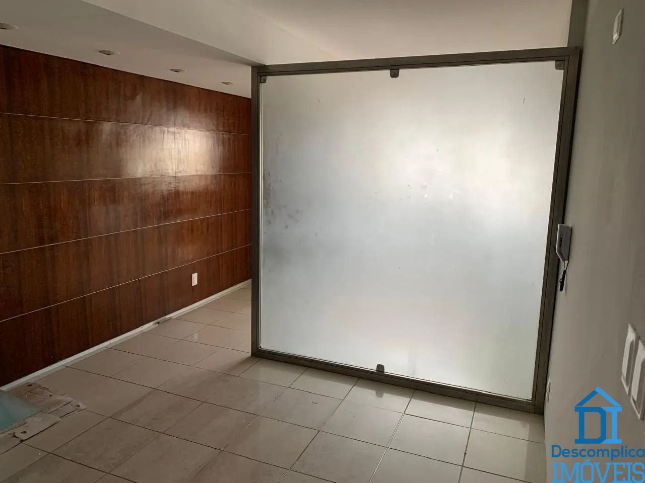 Conjunto Comercial-Sala para alugar com 5 quartos, 240m² - Foto 11