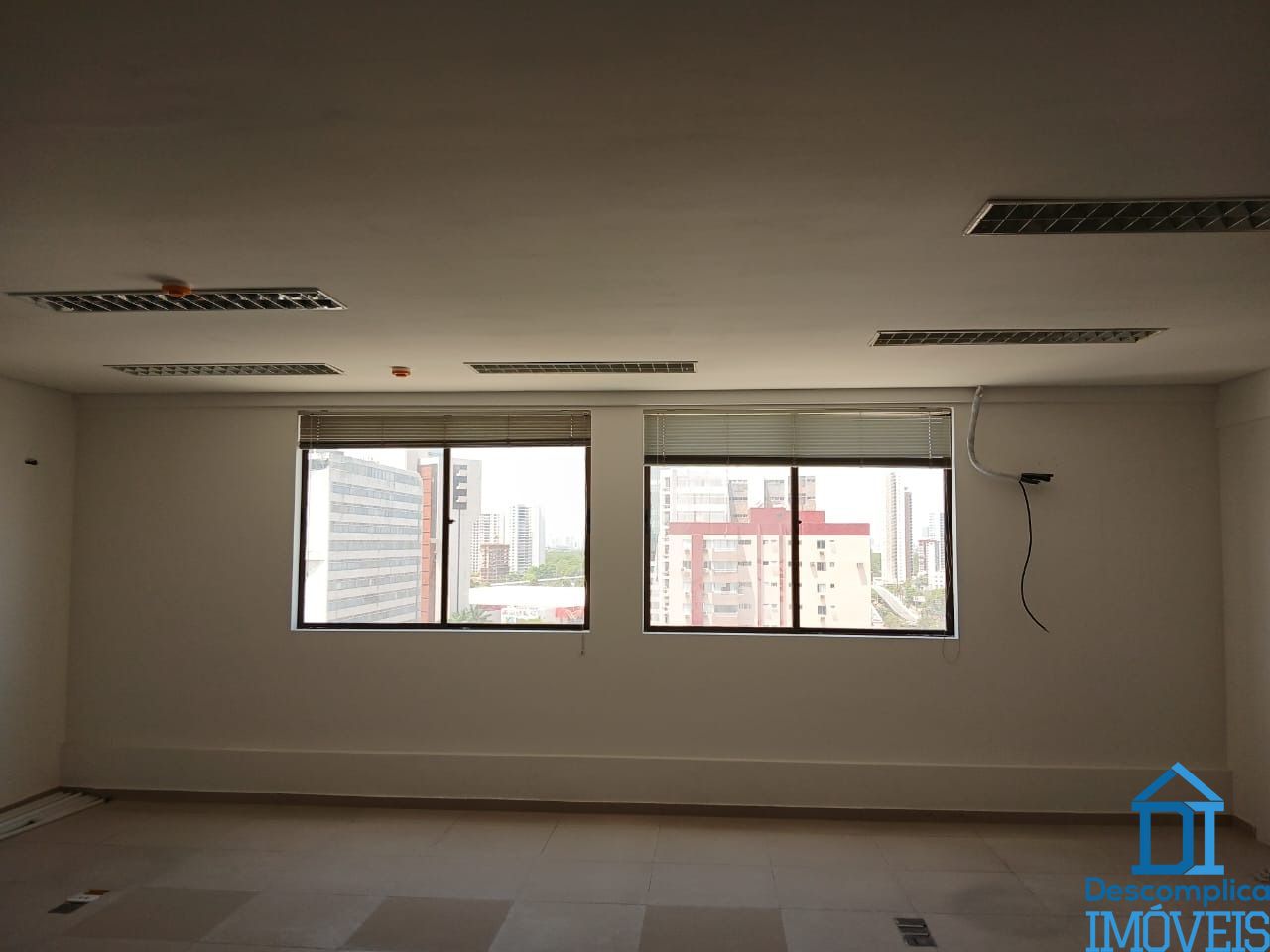 Conjunto Comercial-Sala para alugar com 2 quartos, 74m² - Foto 6