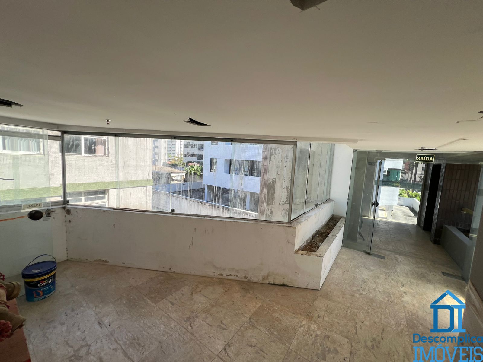 Conjunto Comercial-Sala para alugar com 1 quarto, 215m² - Foto 4