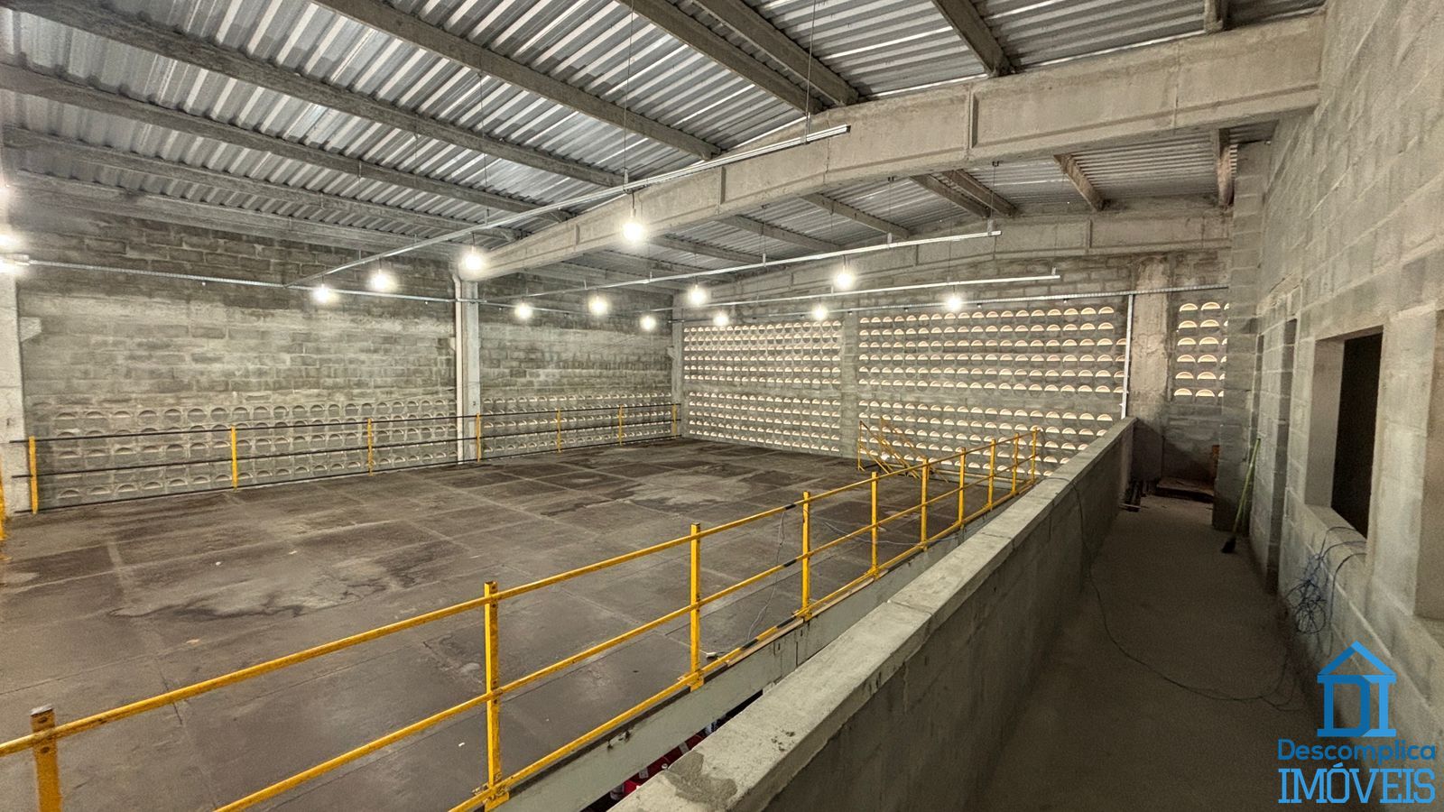 Depósito-Galpão, 650 m² - Foto 14