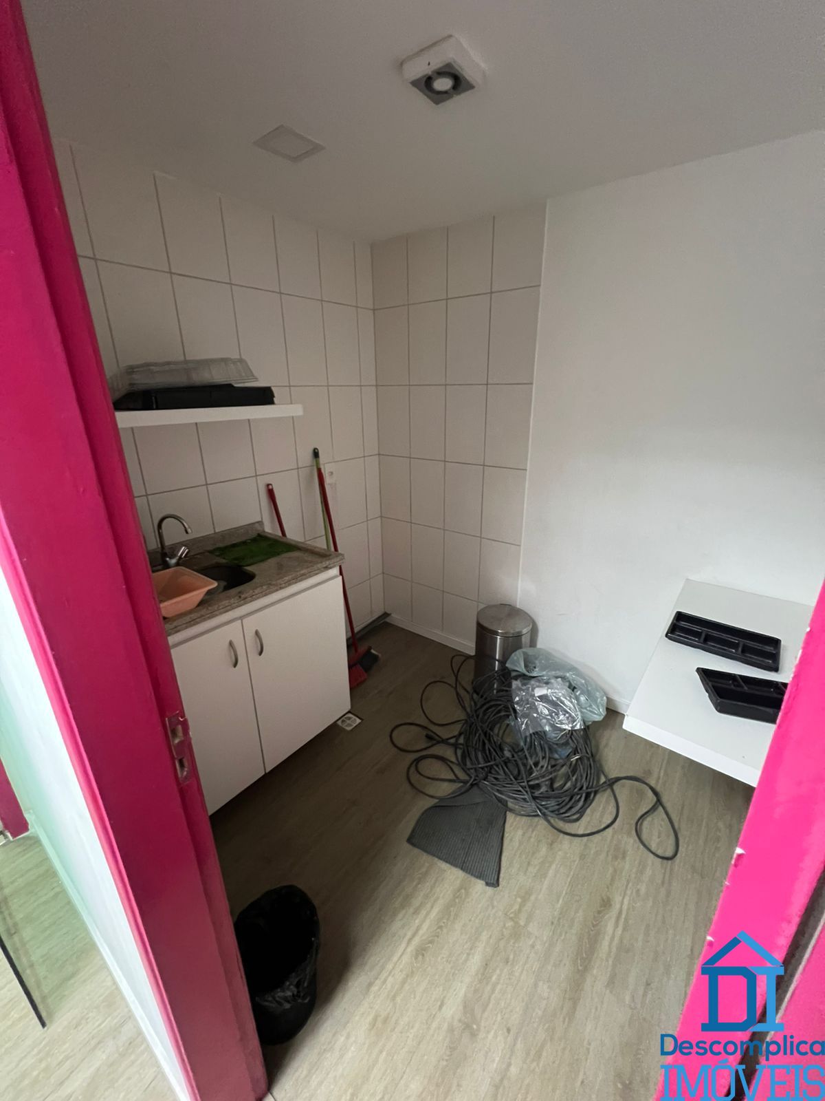 Conjunto Comercial-Sala para alugar com 3 quartos, 80m² - Foto 5